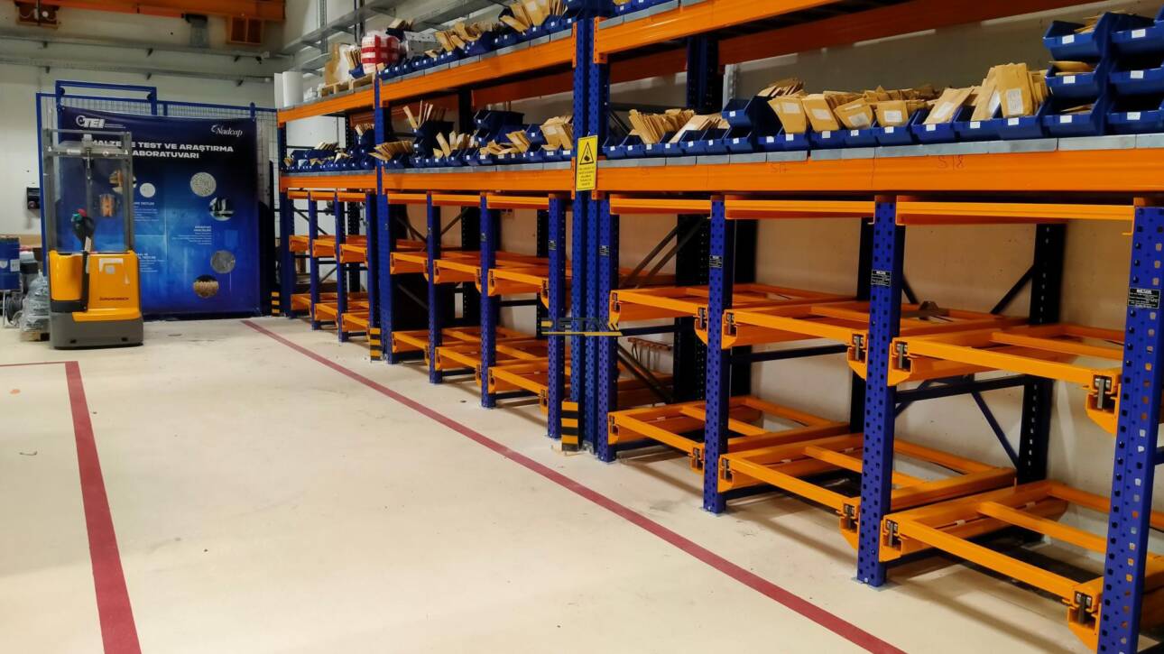 b 100 acilimli cekmeceli kalip rafi 16414683481656