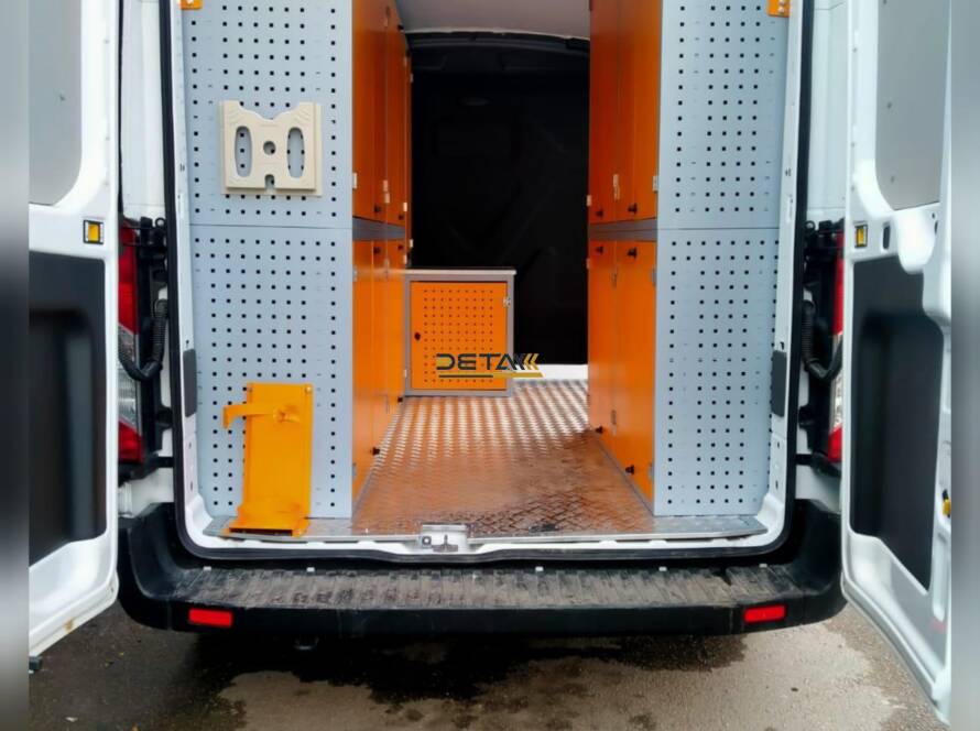 b ford transit arac ici donanim 16173530246111