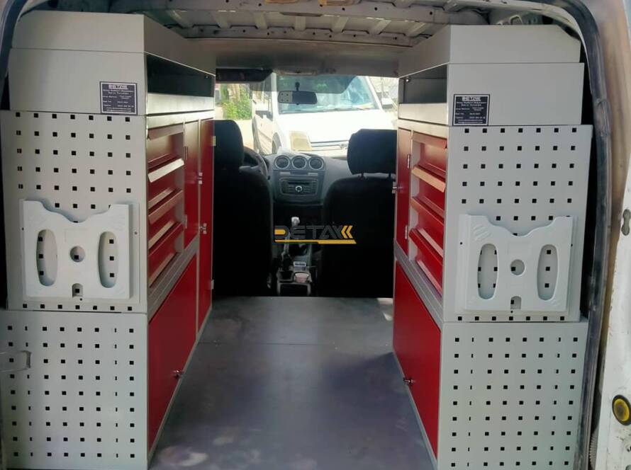 b ford transit connect 16281674353349