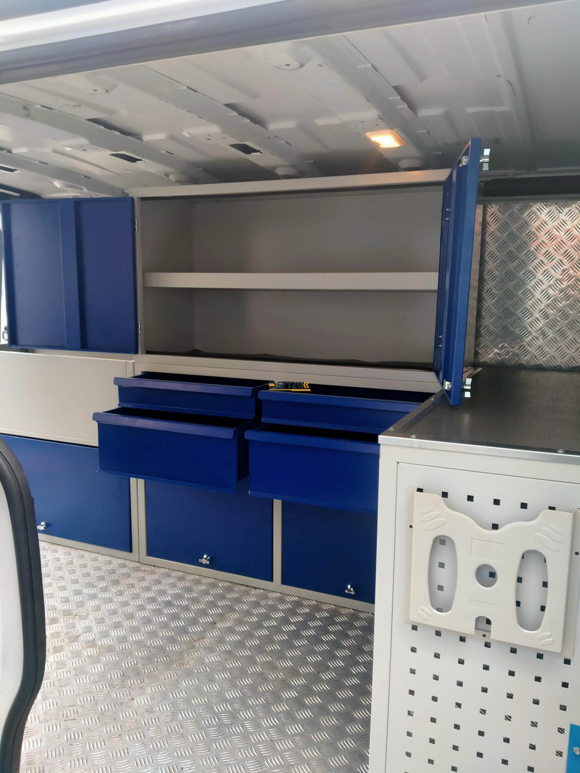 RENAULT TRAFIC INTERIOR EQUIPMENT