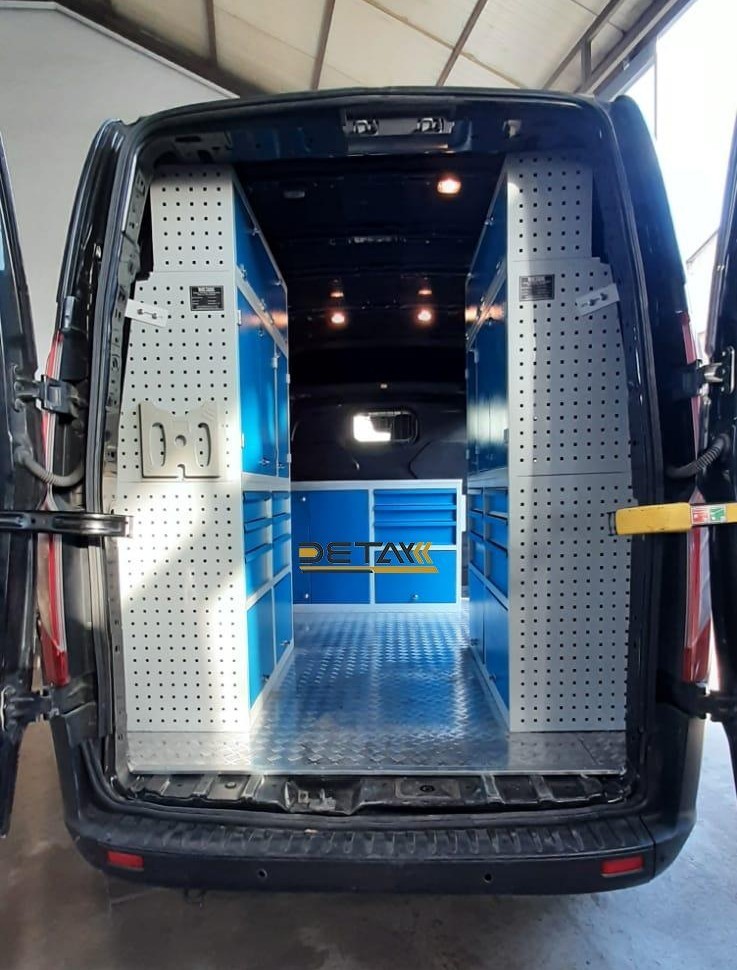 Ford Transit Custom In-Vehicle Equipment