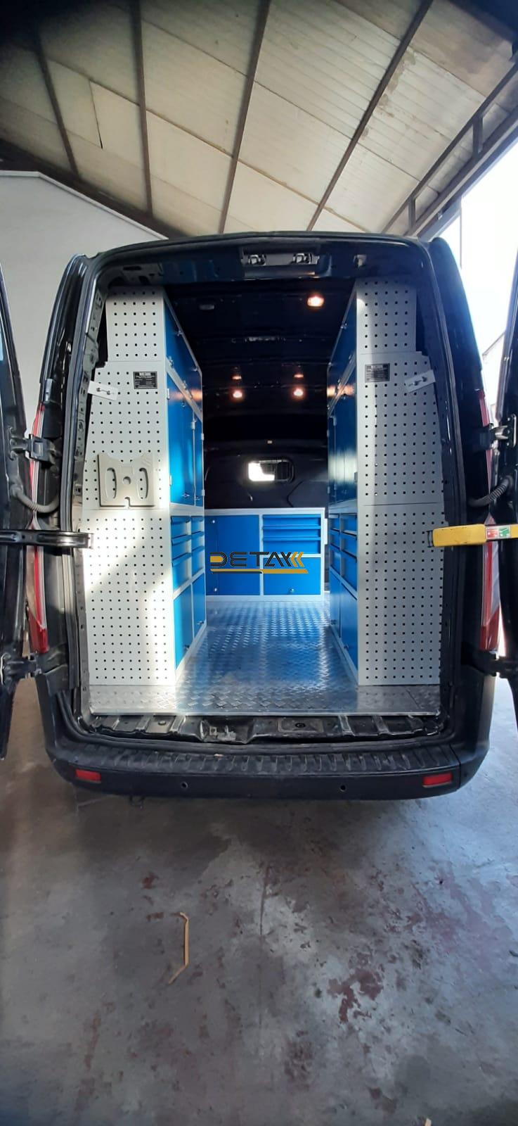 Ford Transit Custom Araç İçi Donanımları