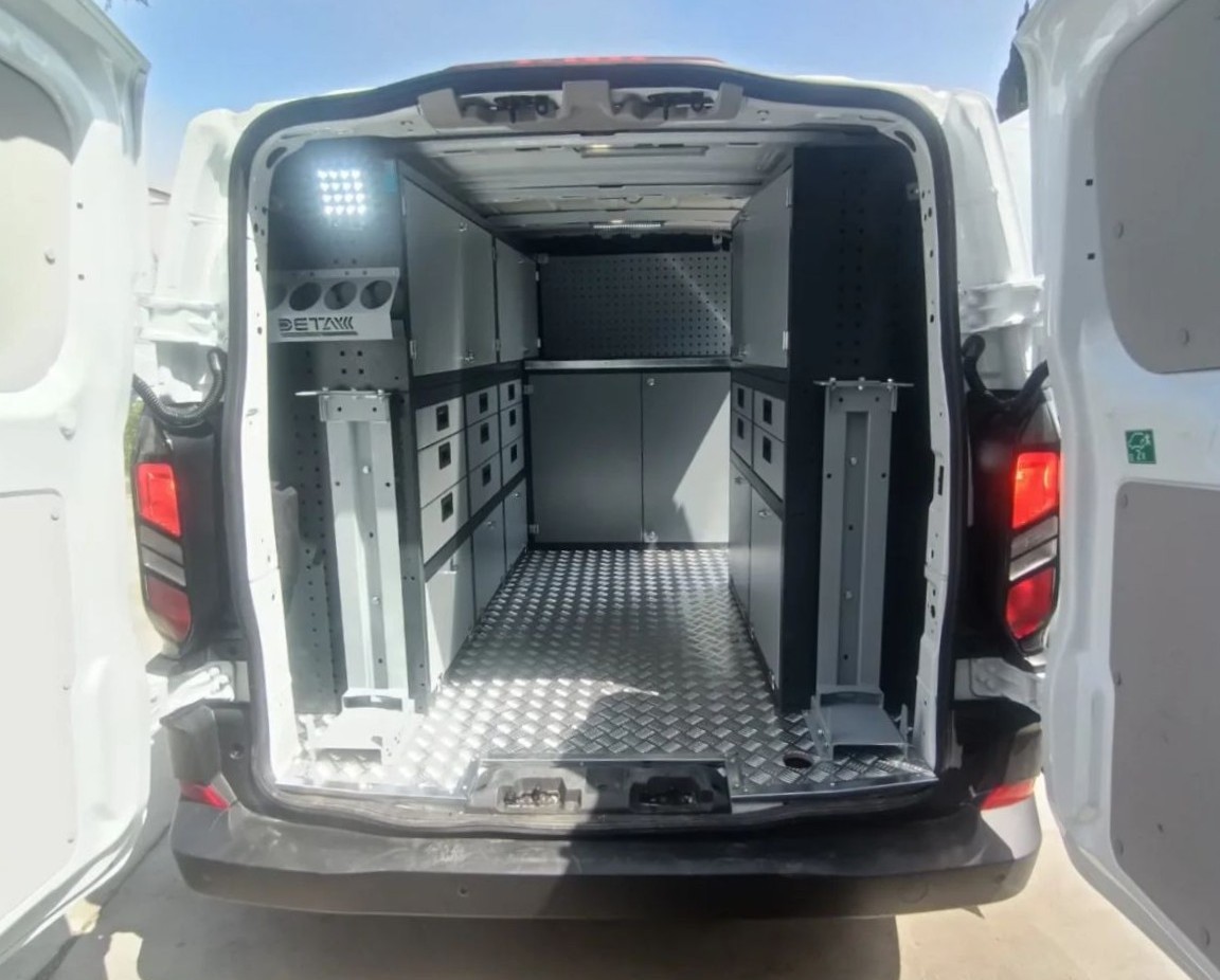FORD CUSTOM MOBILE SERVICE VEHICLE