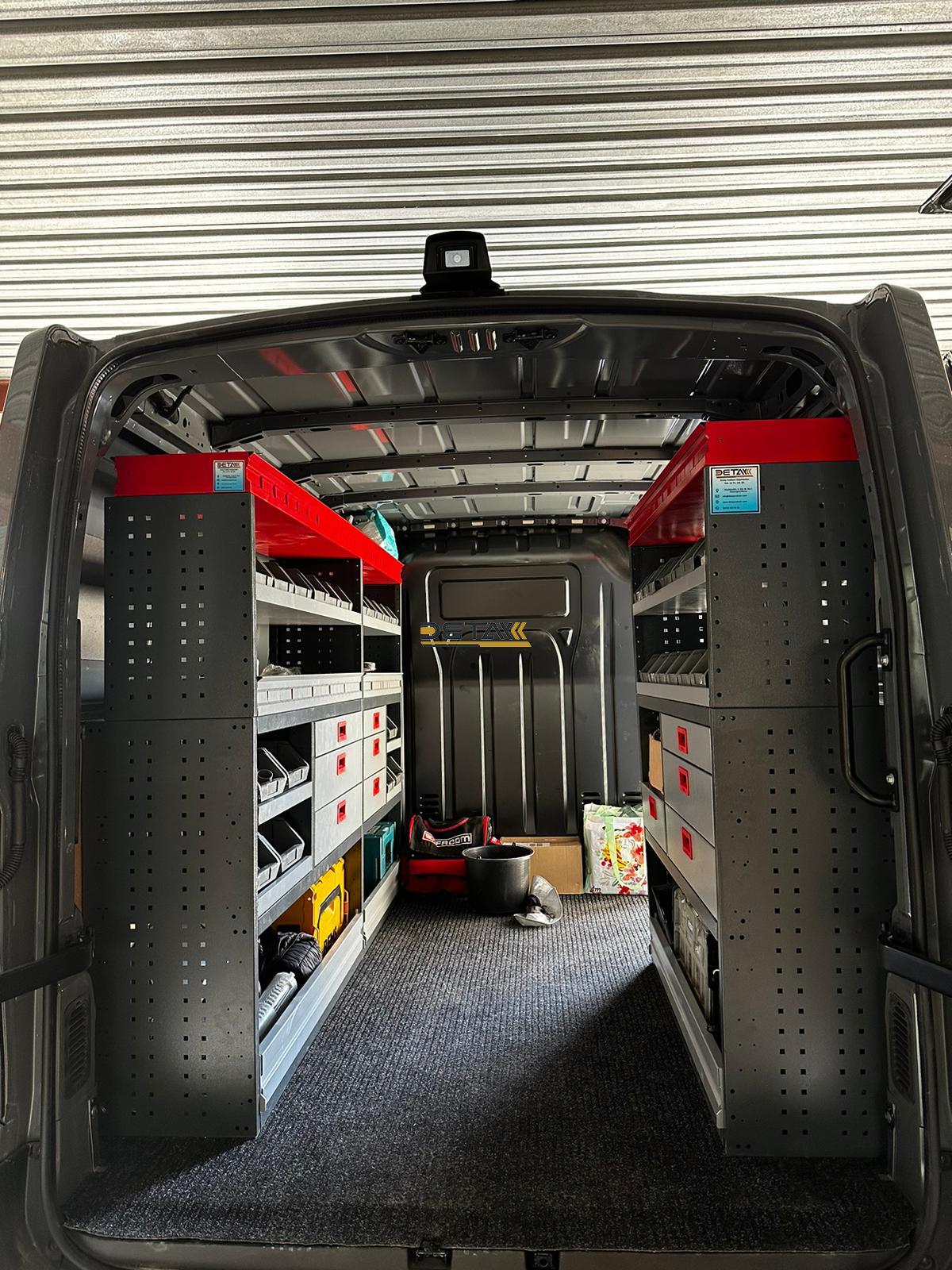 İşinizi Kolaylaştıran Çekmeceli Raf Sistemi 4 Renault Master Mobil Servis Araci3