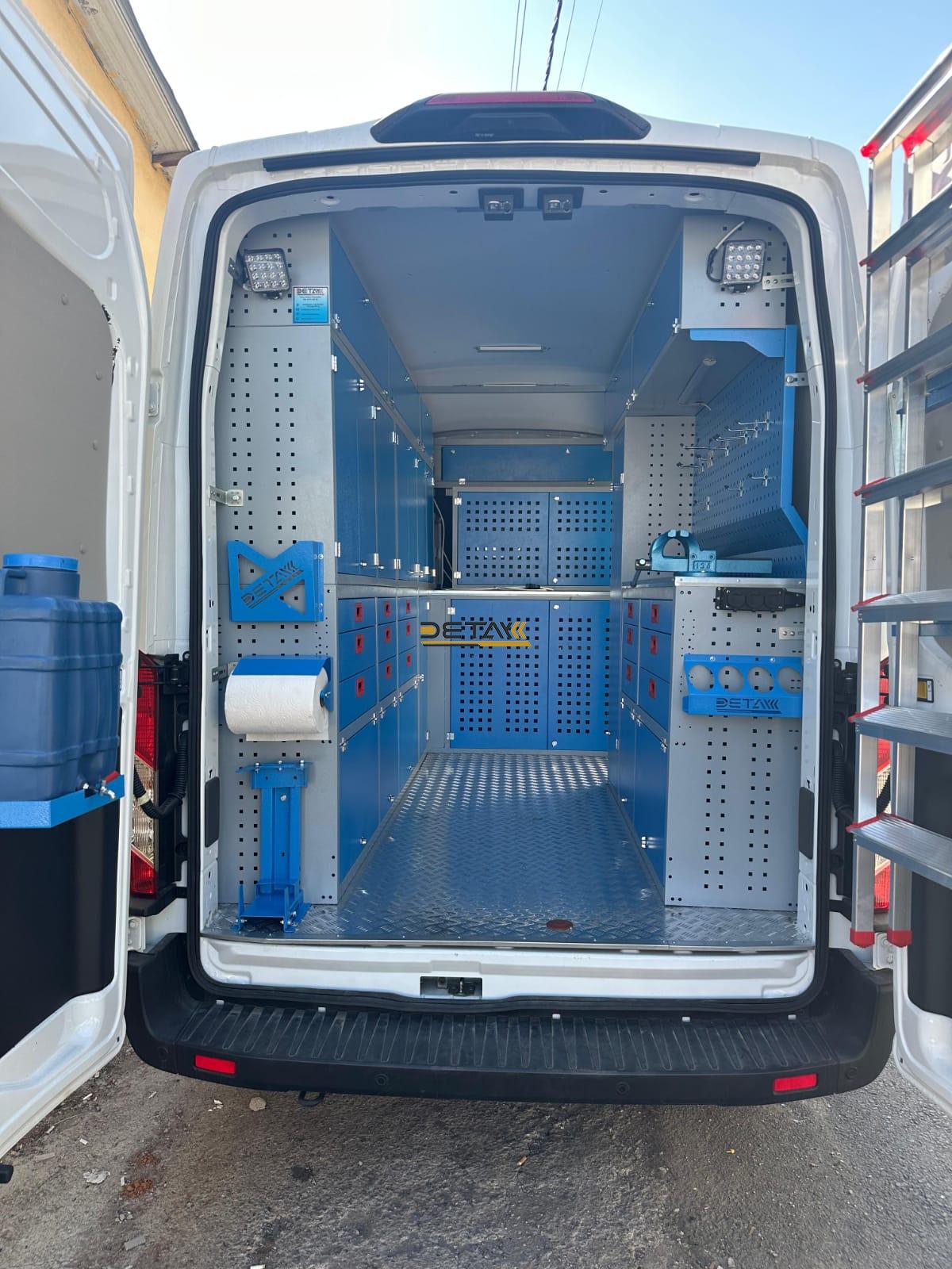 Esenler Belediyesi Mobil Servis Aracı