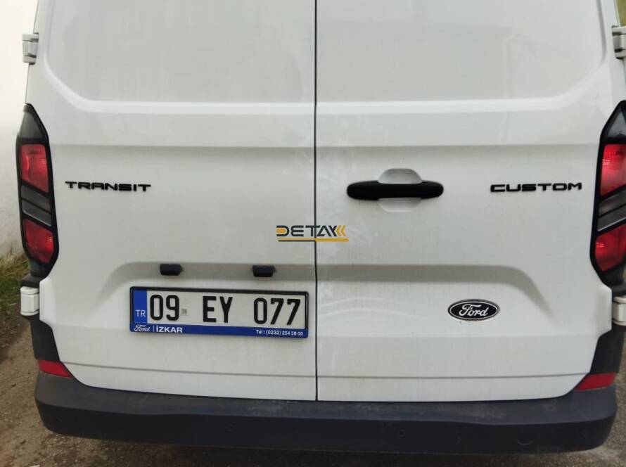 Ford Custom Arac Ici Donanim1