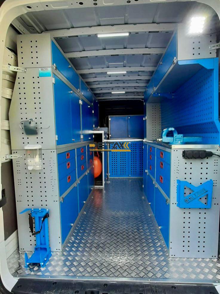 Volkswagen Crafter Mobil Servis Aracı 2