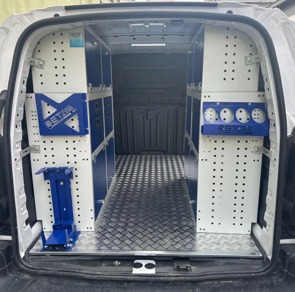Doblo Maxi Roadside Assistance Maintenance Vehicle
