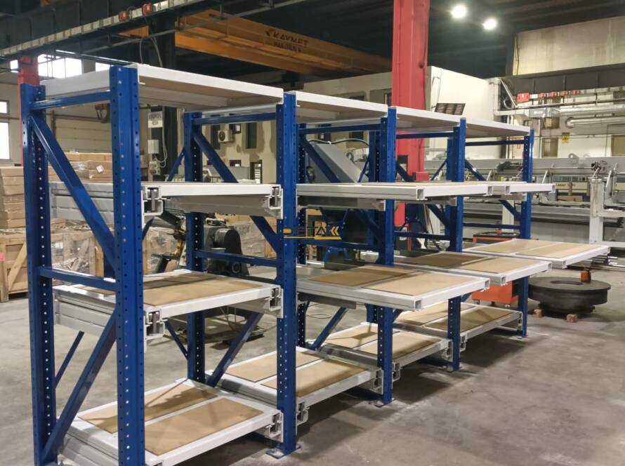 Yüzde Yüz Açılımlı Çekmecelik Kalıp Rafı (1)