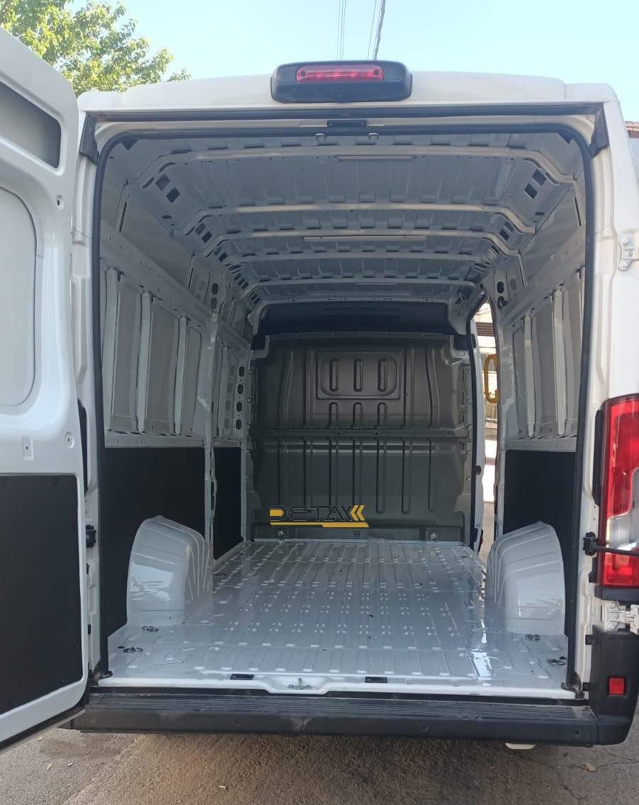 Peugeot boxer mobil servis araci 2