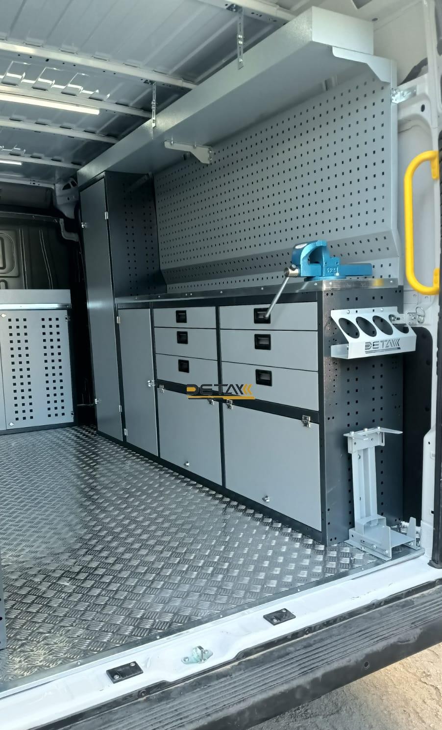 Peugeot boxer mobil servis araci 4