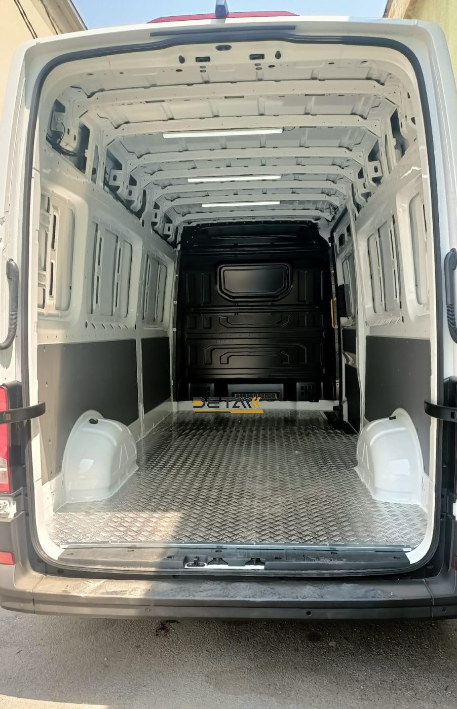 Volkswagen crafter Mobil servis araci 3 1 (1) Volkswagen crafter Mobil servis araci 3 1 (1)
