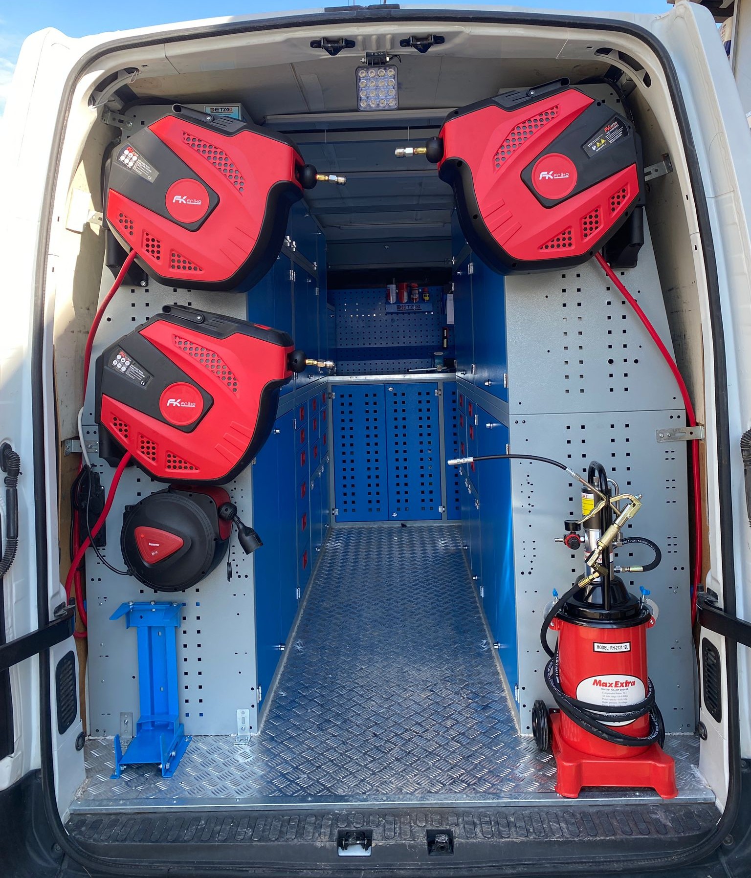 Ford Transit Mobil Servis Aracı 3