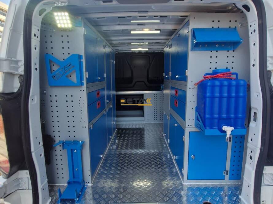 Ford Custom Mobil Servis Araci 3 1