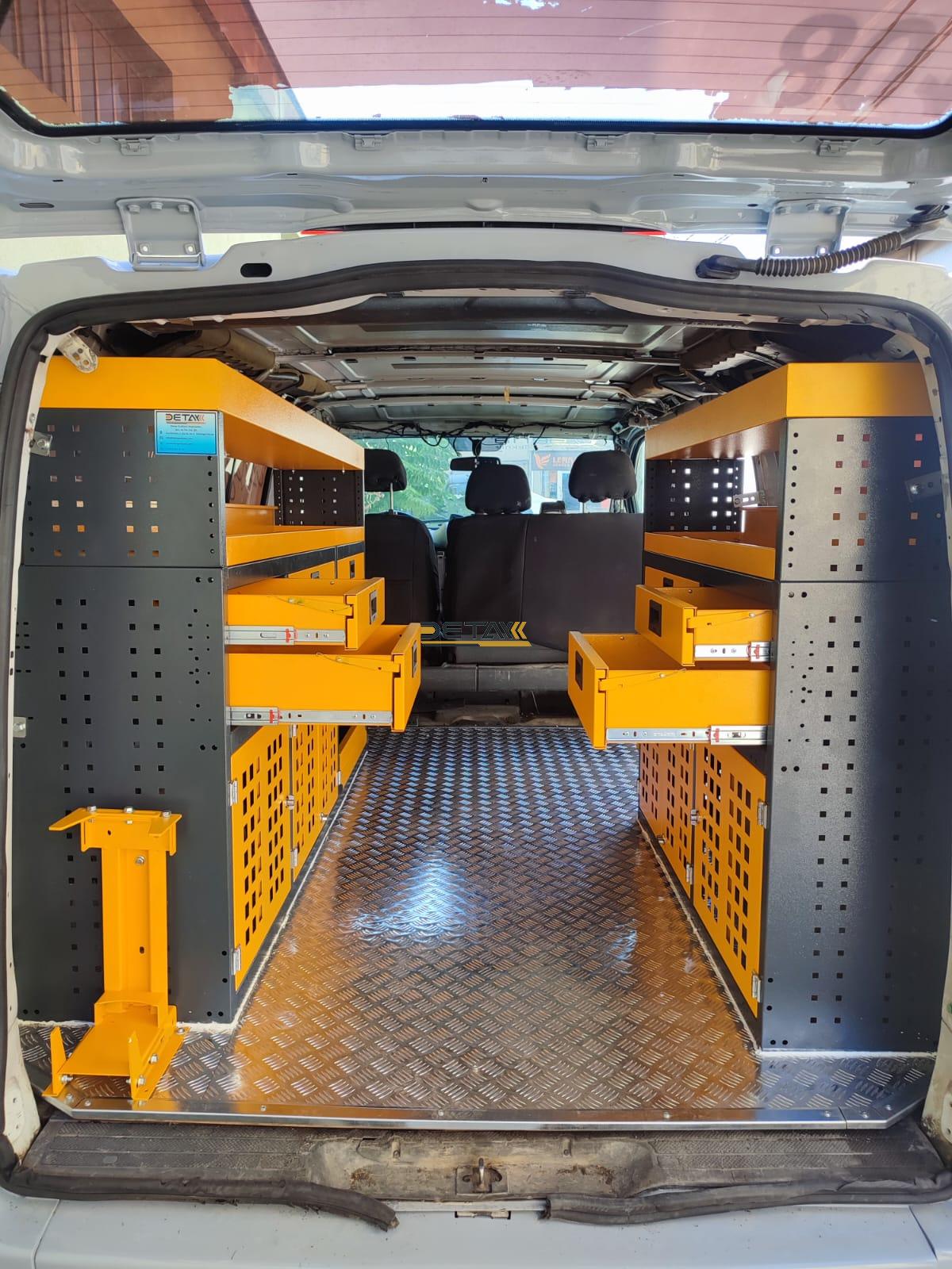 Mercedes Vito Mobil Servis Aracı 3