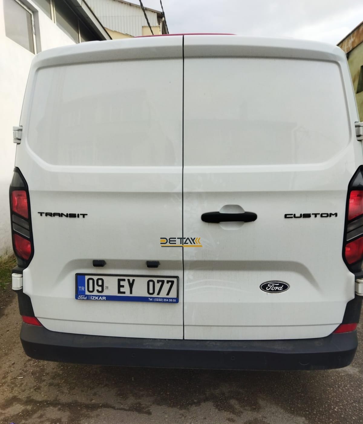 Ford Custom Arac Ici Donanim1