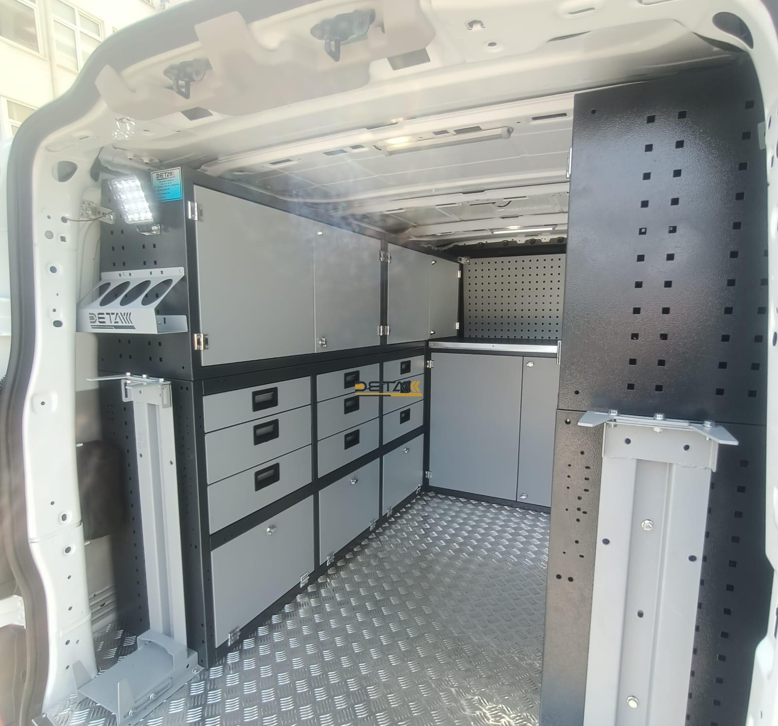 Ford Custom Mobil servis araci turk telekom 5