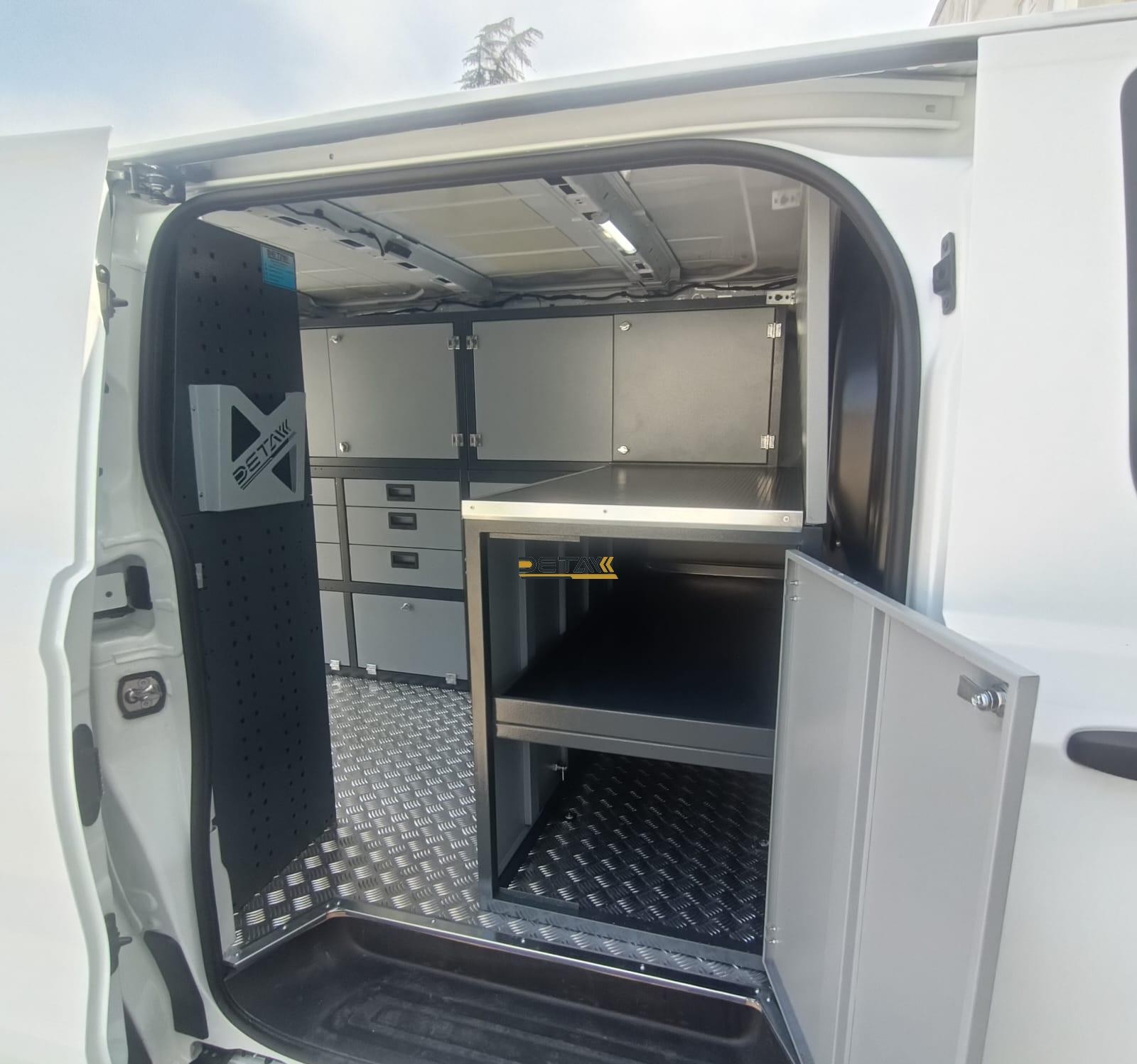 Ford Custom Mobil servis araci turk telekom 6